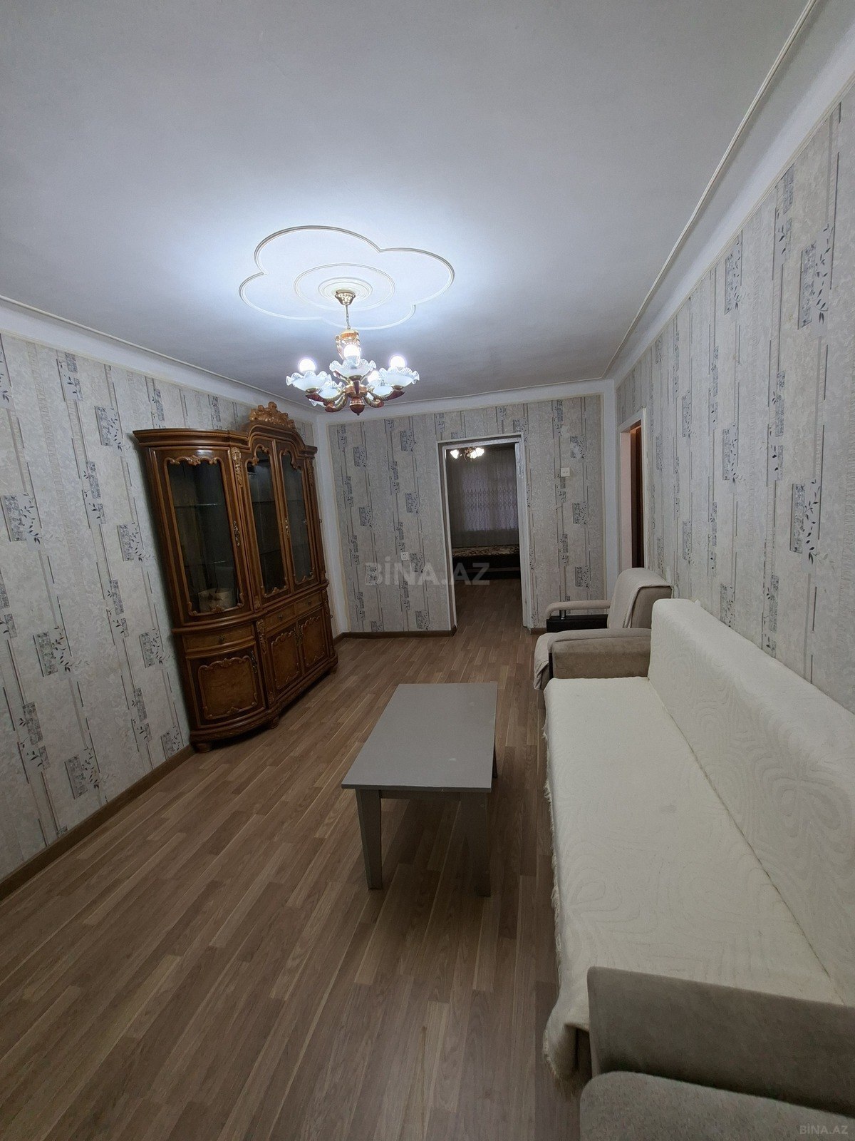 2 otaqlı Köhnə tikili, Neftçilər m., Bakı