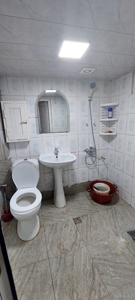 2 otaqlı Köhnə tikili, Gənclik m., Bakı