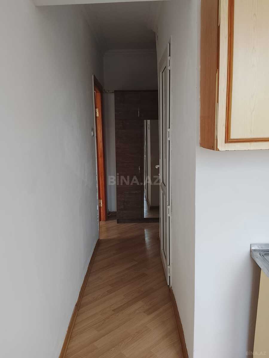 1 otaqlı Köhnə tikili, İnşaatçılar m., Bakı