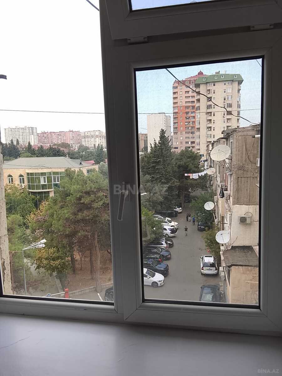 1 otaqlı Köhnə tikili, İnşaatçılar m., Bakı