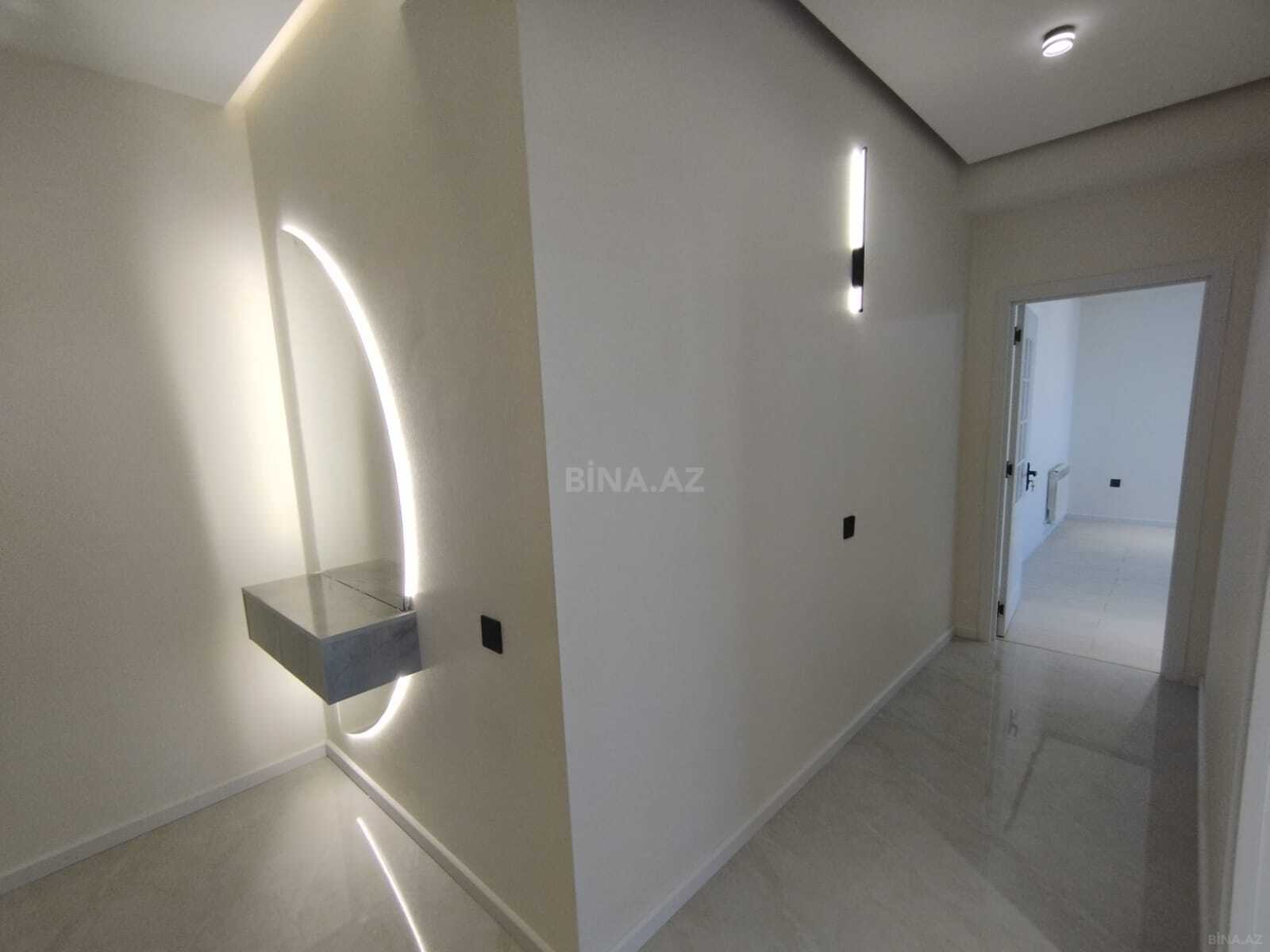3 otaqlı Yeni tikili, Neftçilər m., Bakı