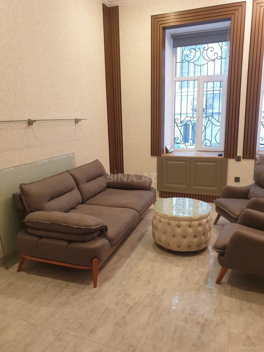 2 otaqlı Köhnə tikili, Sahil m., Bakı