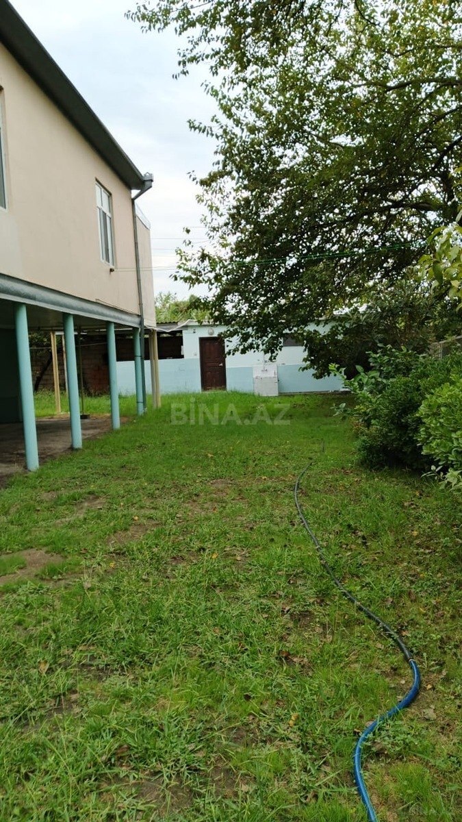 5 otaqlı Həyət evi/Bağ evi, Ucar