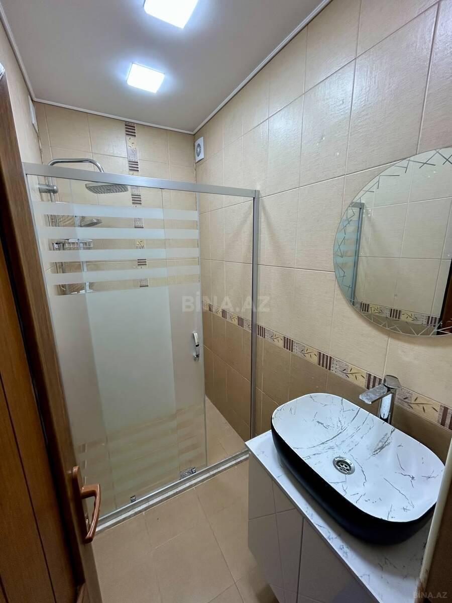3 otaqlı Köhnə tikili, Həzi Aslanov m., Bakı