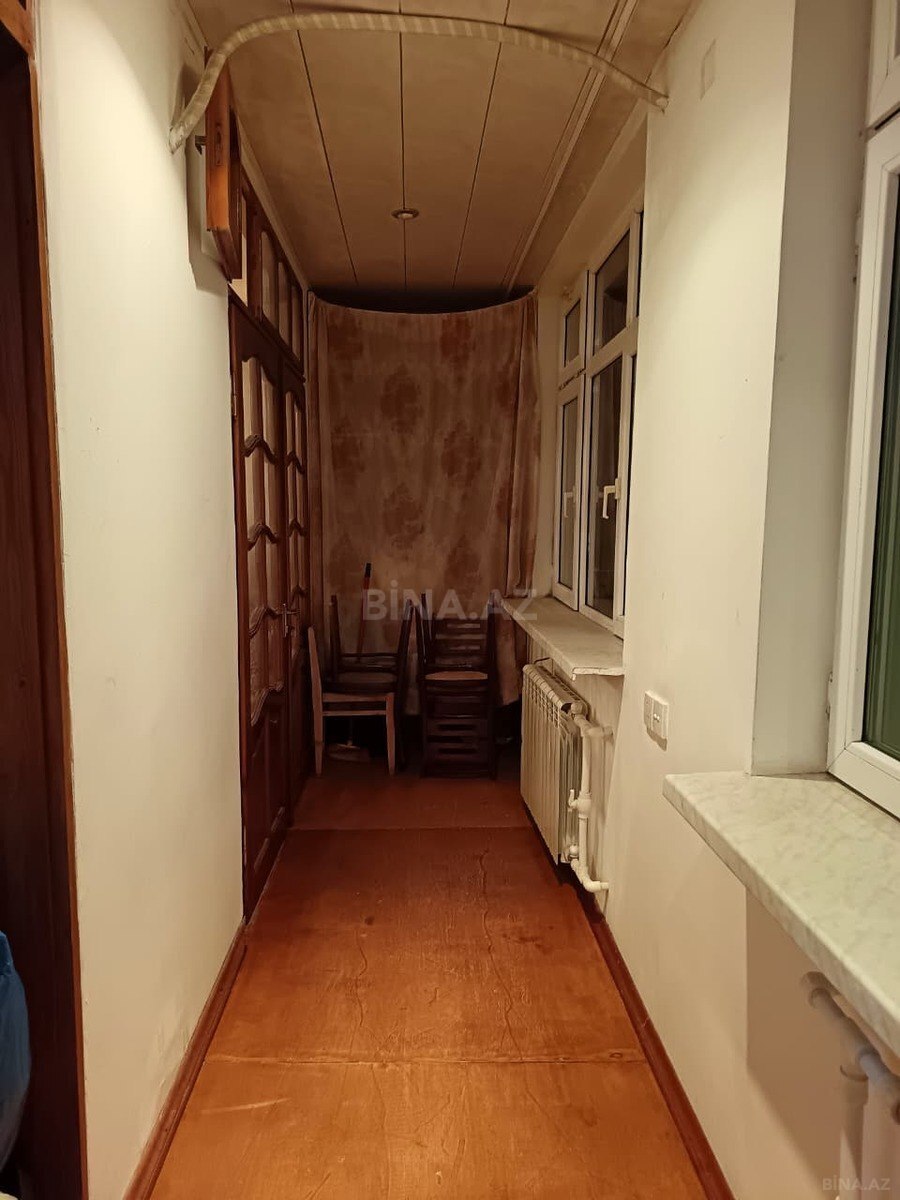 3 otaqlı Köhnə tikili, Həzi Aslanov m., Bakı