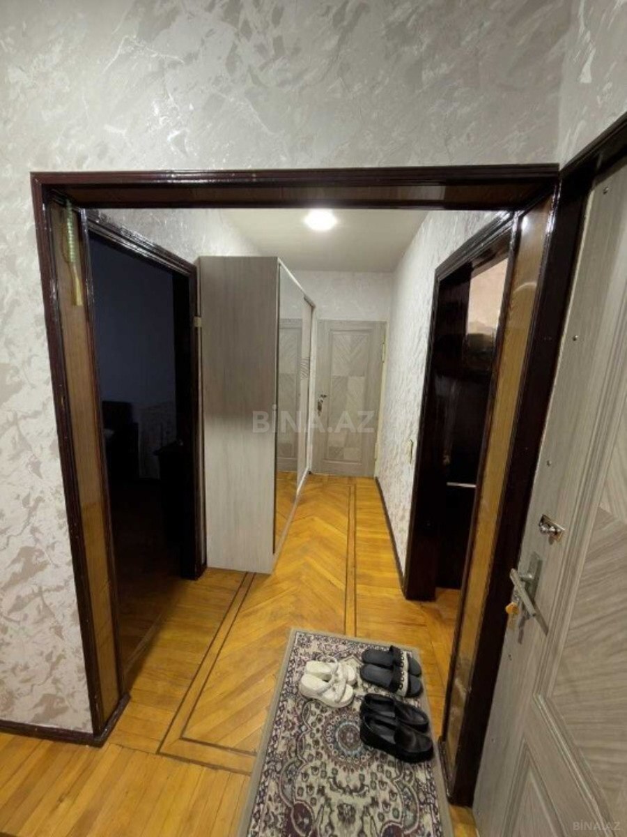 2 otaqlı Köhnə tikili, Neftçilər m., Bakı
