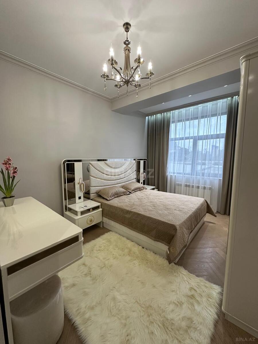 3 otaqlı Yeni tikili, 28 May m., Bakı