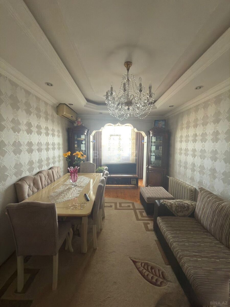 3 otaqlı Köhnə tikili, Həzi Aslanov m., Bakı