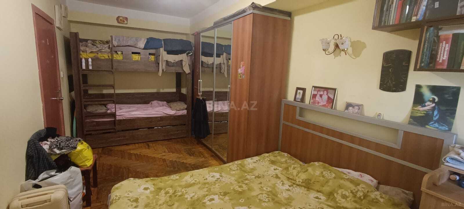 3 otaqlı Köhnə tikili, 28 May m., Bakı