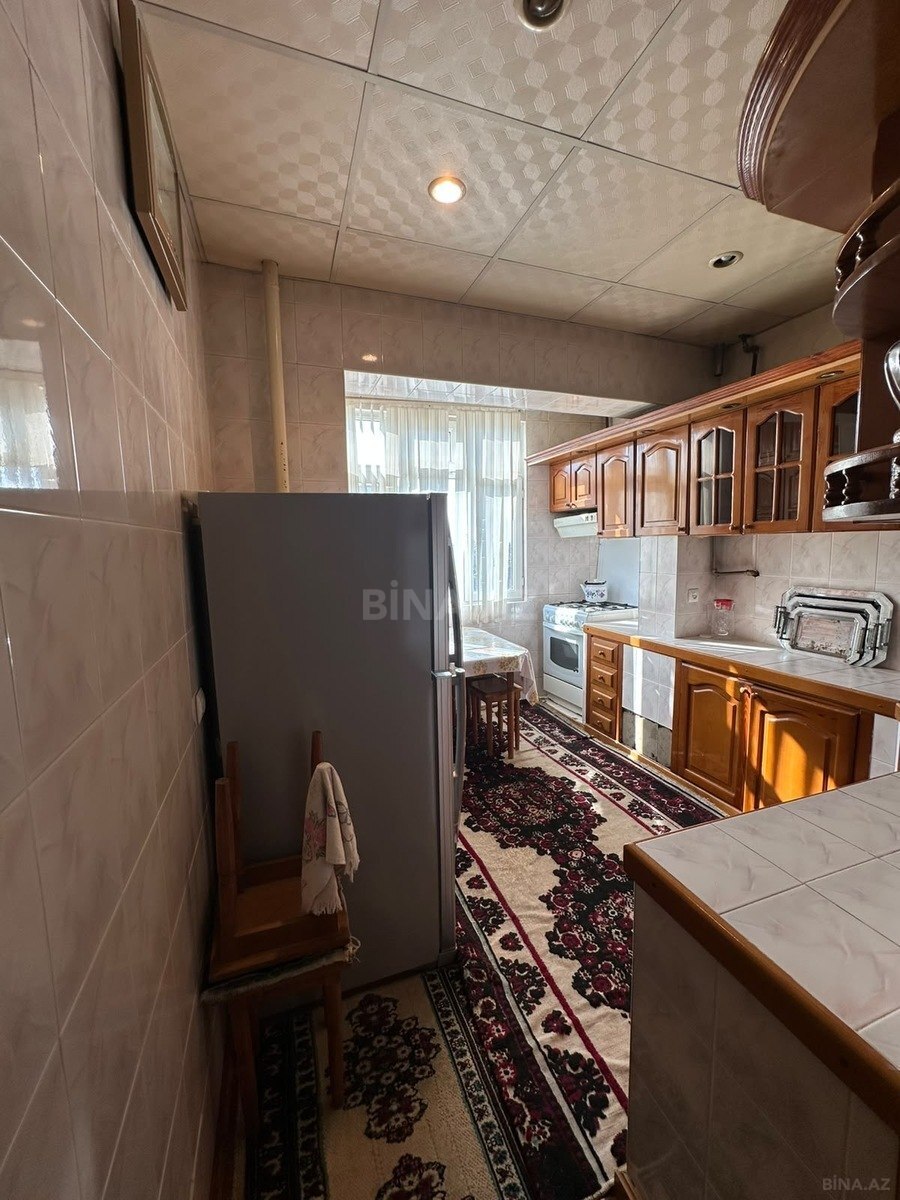 5 otaqlı Köhnə tikili, Əhmədli m., Bakı