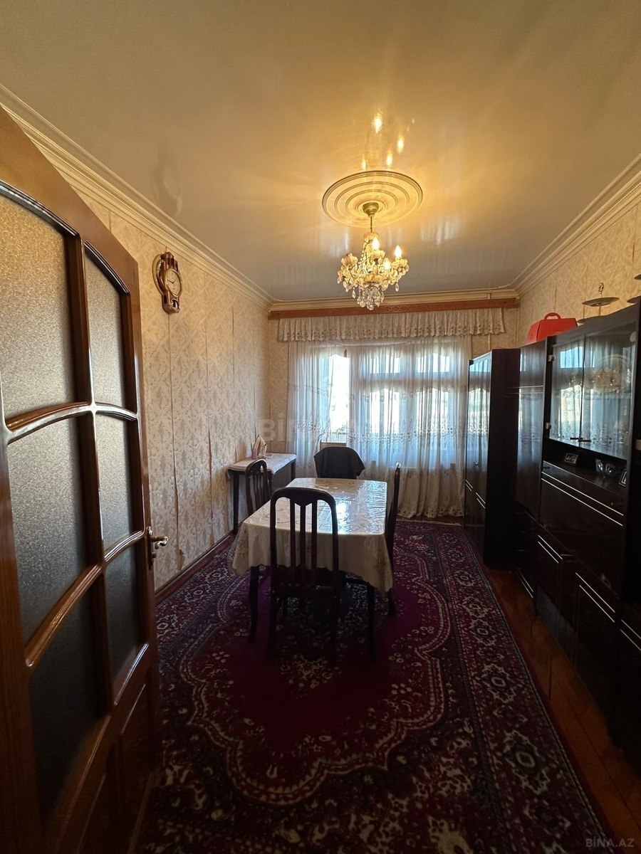 5 otaqlı Köhnə tikili, Əhmədli m., Bakı