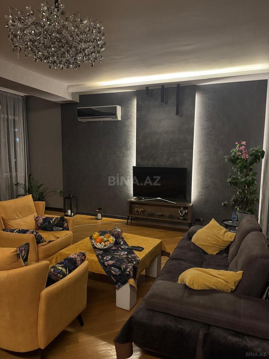 3 otaqlı, 115.0 m², İnşaatçılar