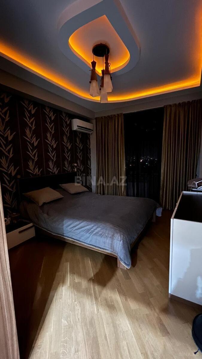 3 otaqlı Yeni tikili, İnşaatçılar m., Bakı