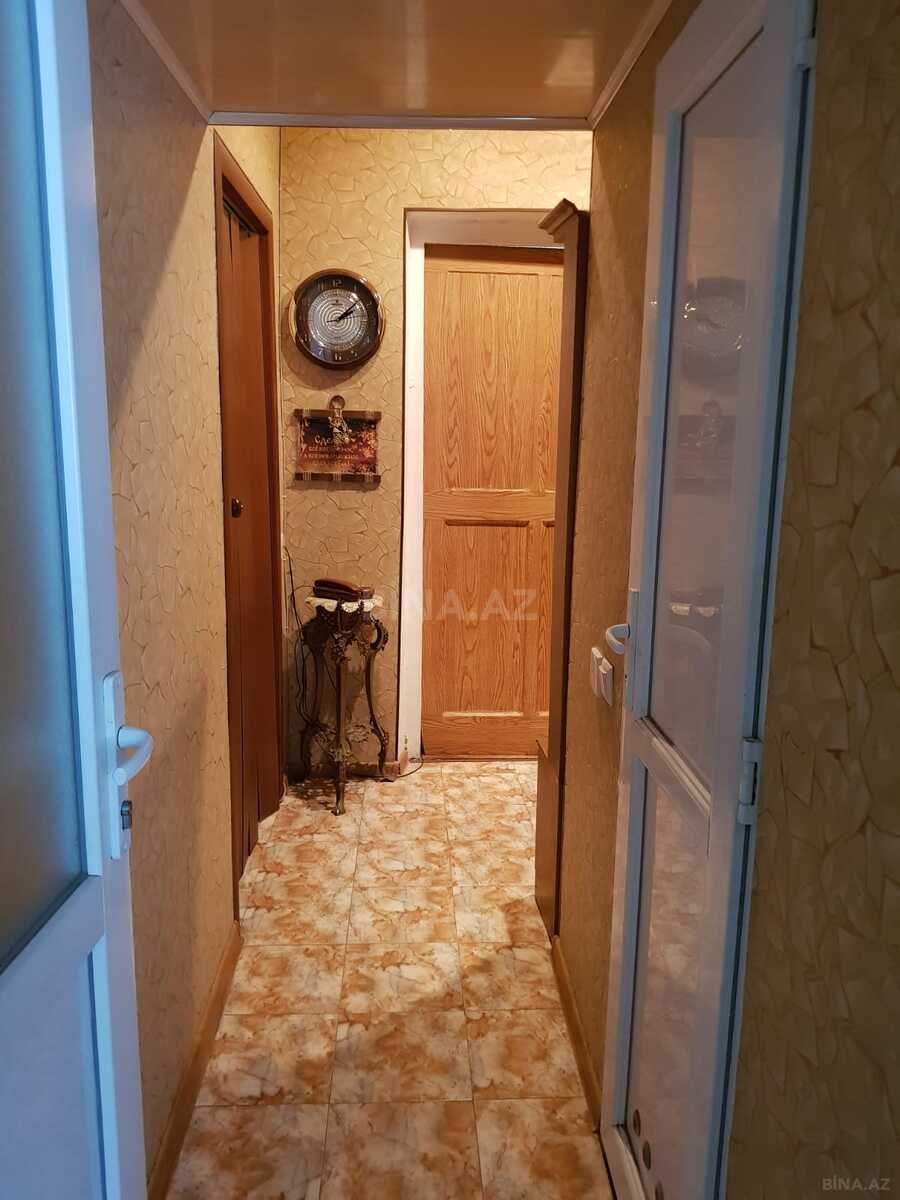 3 otaqlı Köhnə tikili, 28 May m., Bakı
