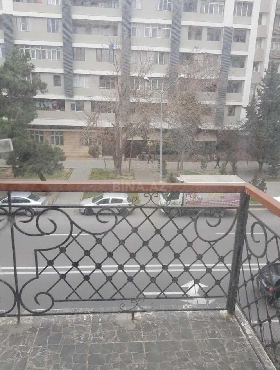 3 otaqlı Köhnə tikili, 28 May m., Bakı