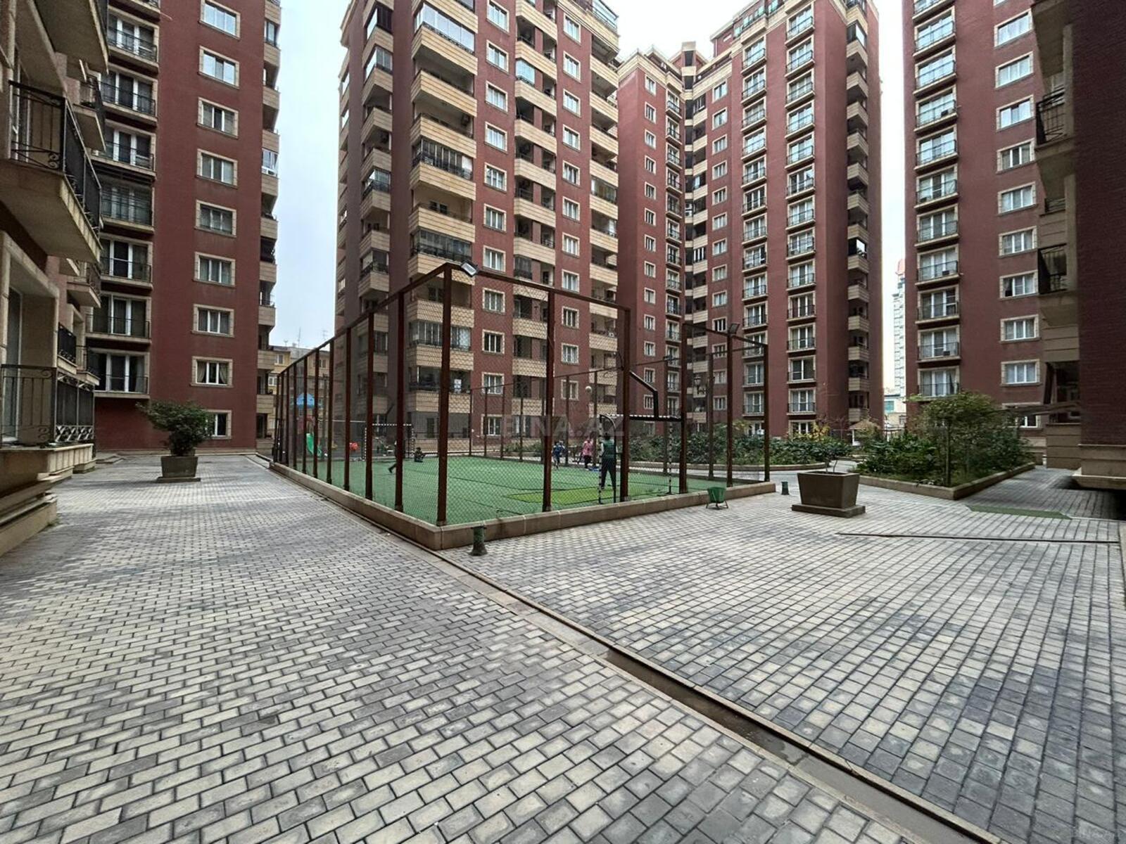 4 otaqlı Yeni tikili, Nəsimi r., Bakı