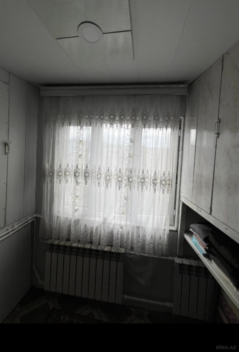 2 otaqlı Köhnə tikili, Neftçilər m., Bakı