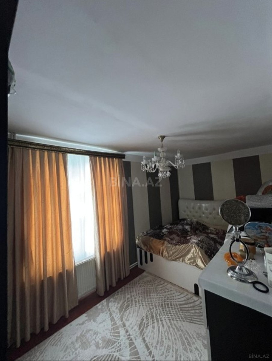 2 otaqlı Köhnə tikili, Neftçilər m., Bakı