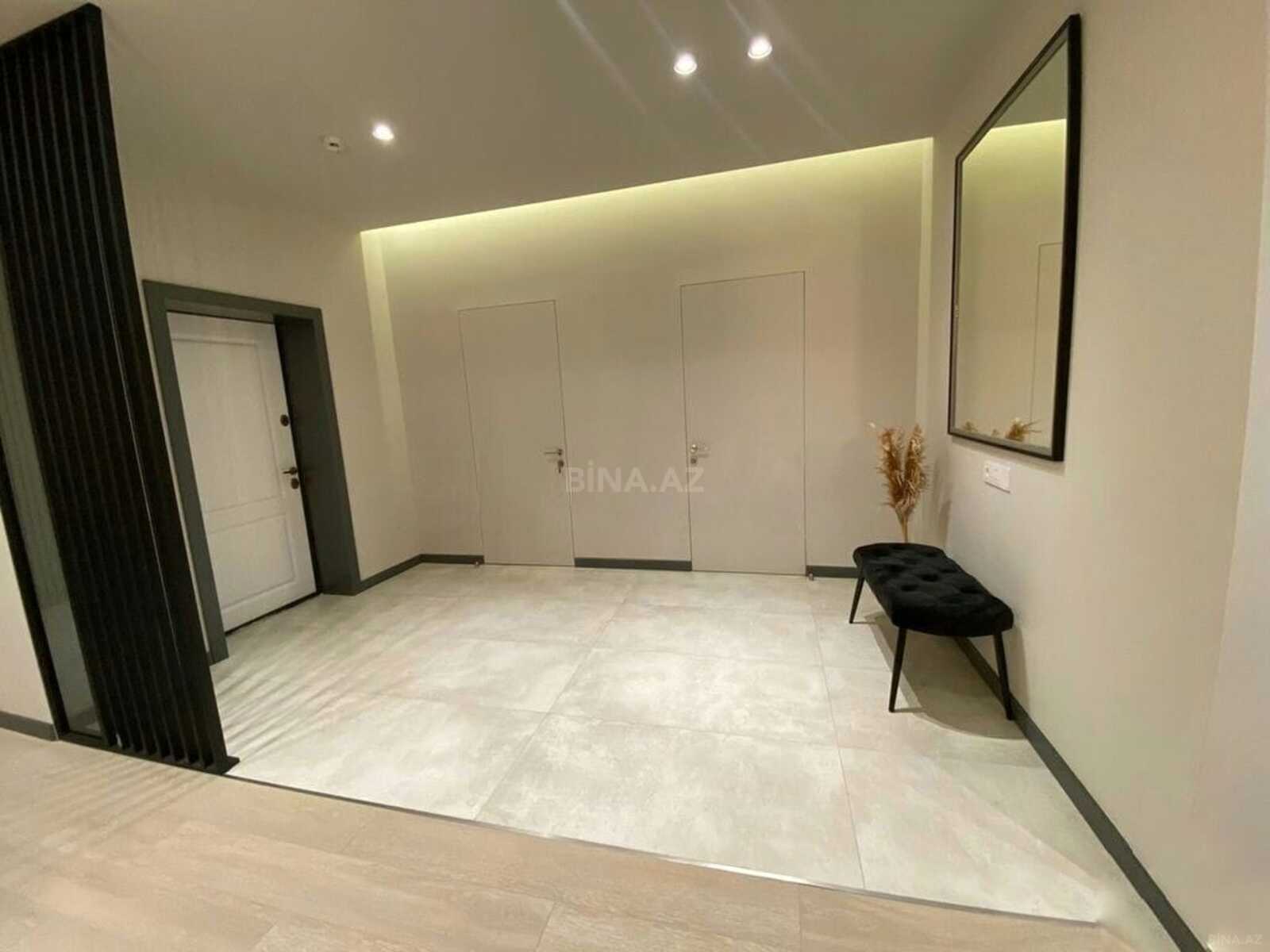 3 otaqlı Yeni tikili, 8 Noyabr m., Bakı