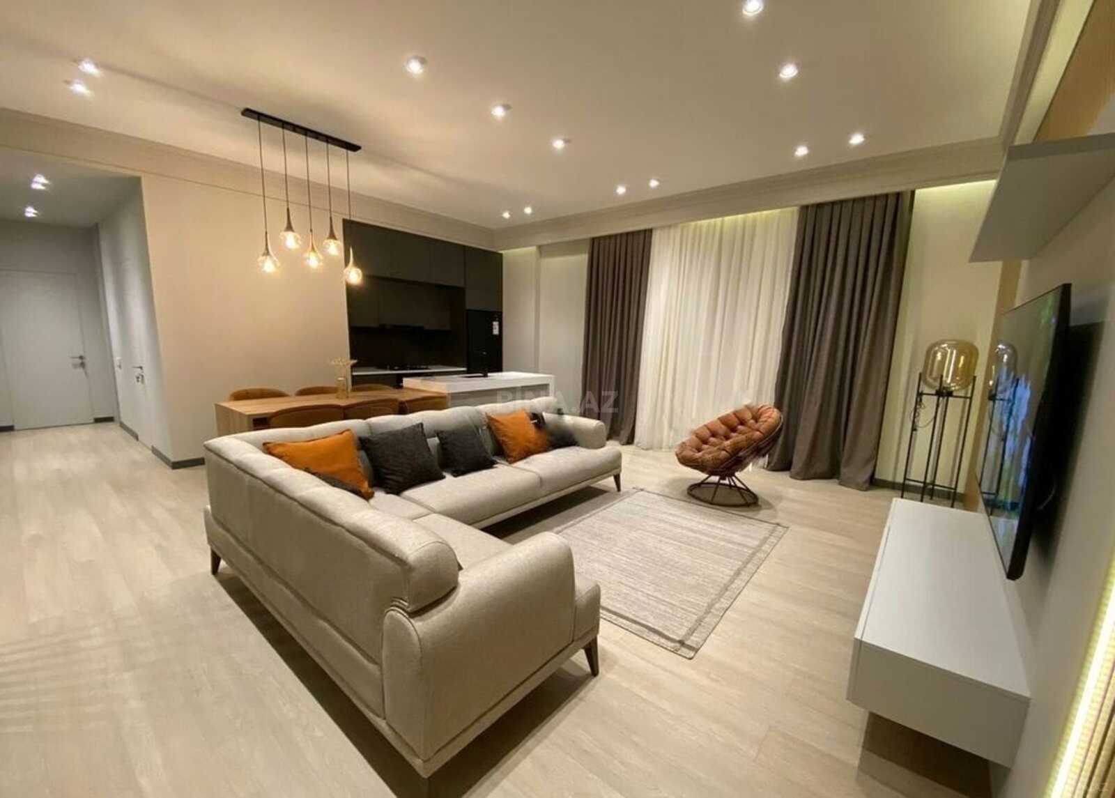 3 otaqlı Yeni tikili, 8 Noyabr m., Bakı