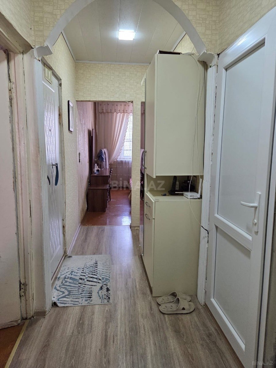 3 otaqlı Köhnə tikili, Həzi Aslanov m., Bakı