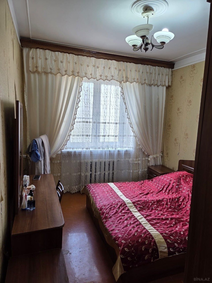 3 otaqlı Köhnə tikili, Həzi Aslanov m., Bakı