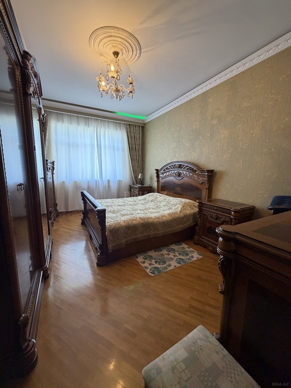 4 otaqlı Yeni tikili, Azadlıq Prospekti m., Bakı
