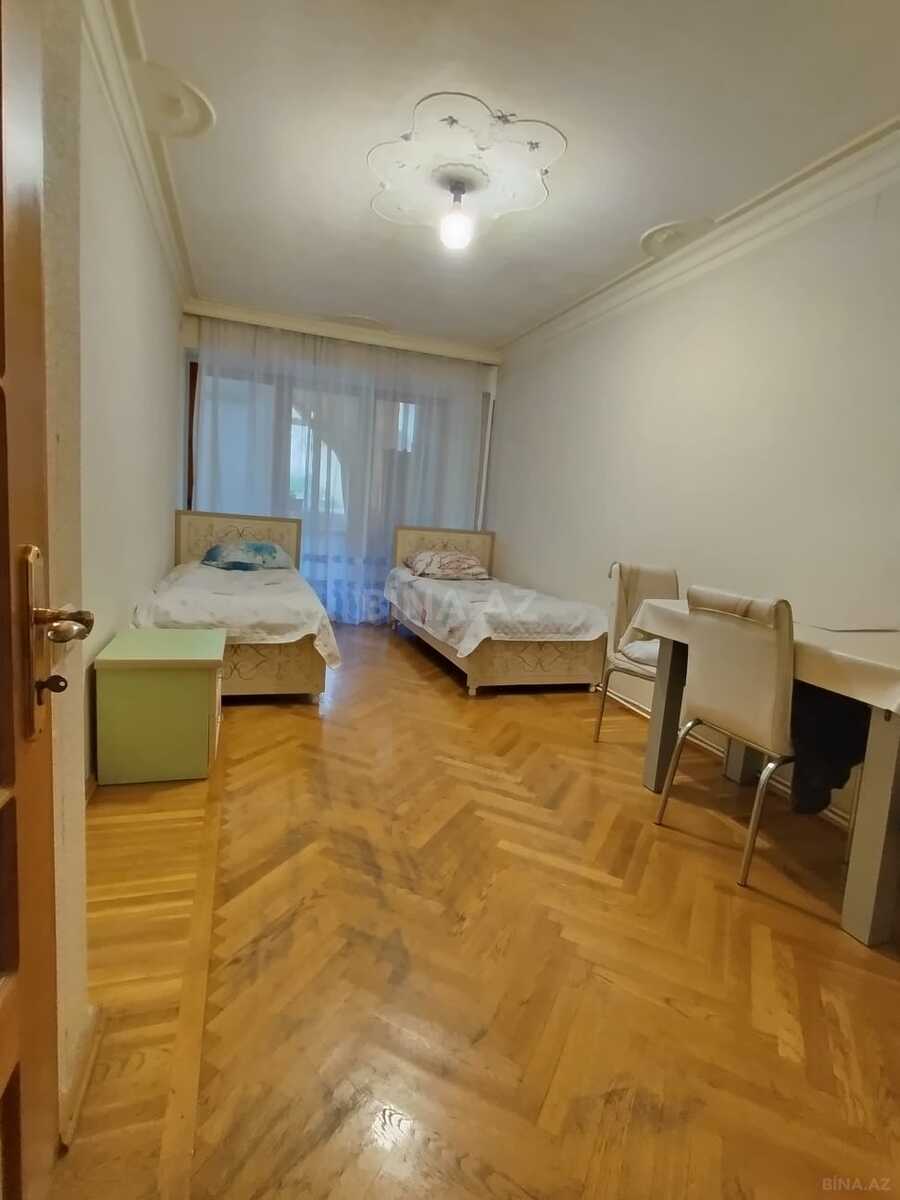3 otaqlı Köhnə tikili, İnşaatçılar m., Bakı