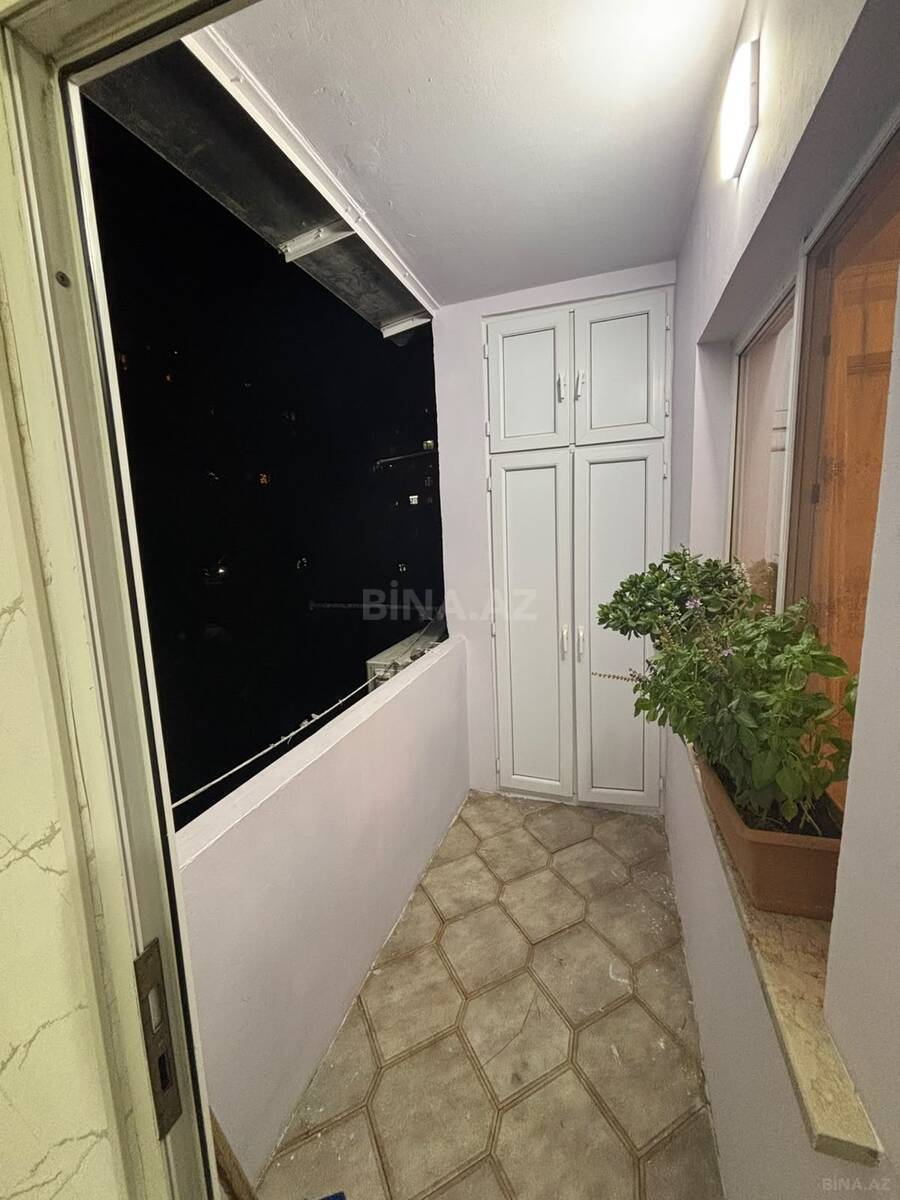2 otaqlı Köhnə tikili, Xalqlar Dostluğu m., Bakı