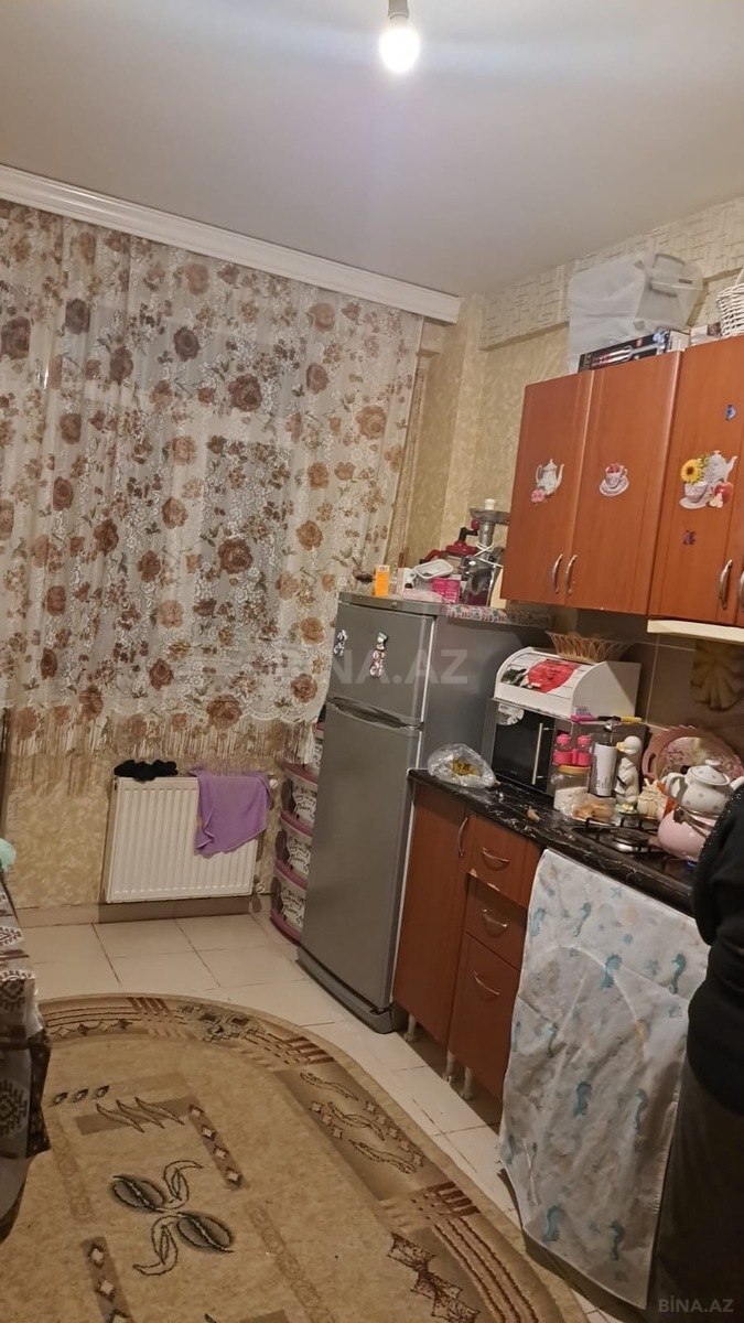 3 otaqlı Yeni tikili, Xırdalan