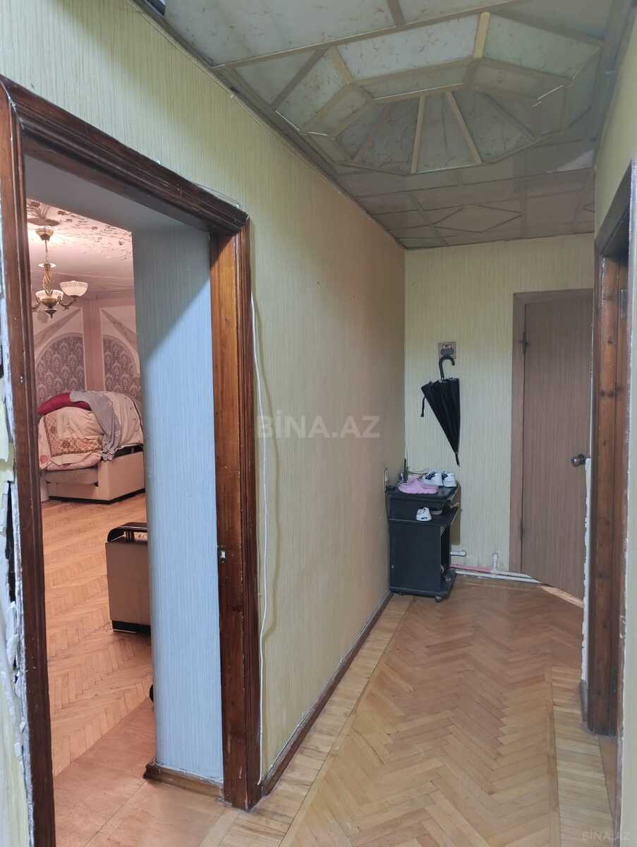 3 otaqlı Köhnə tikili, Elmlər Akademiyası m., Bakı