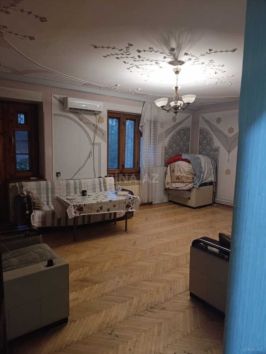 3 otaqlı Köhnə tikili, Elmlər Akademiyası m., Bakı