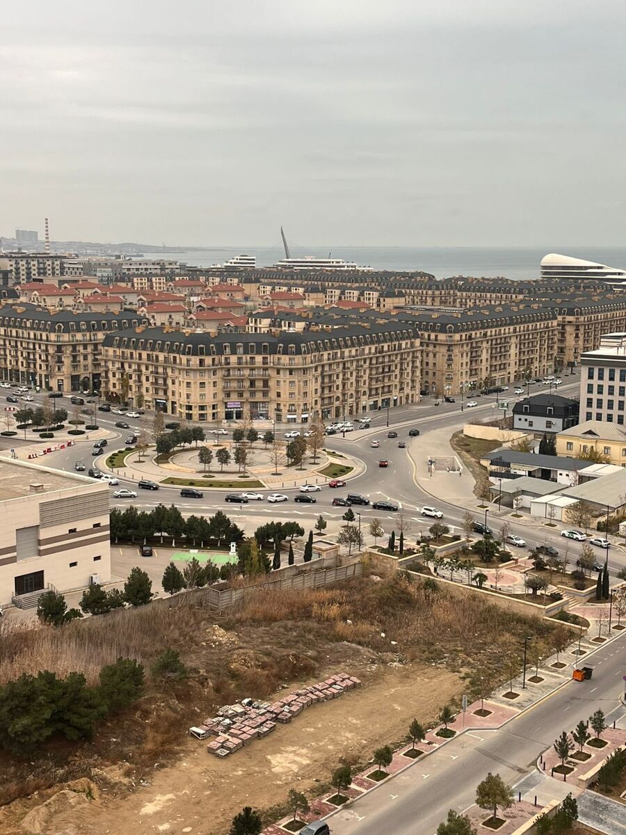 3 otaqlı Yeni tikili, Şah İsmayıl Xətai m., Bakı