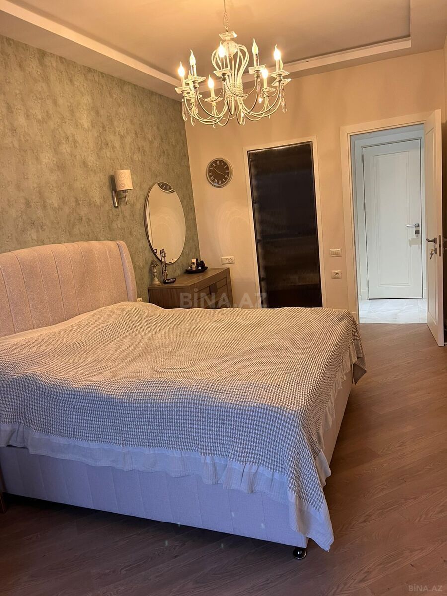 3 otaqlı Yeni tikili, Şah İsmayıl Xətai m., Bakı