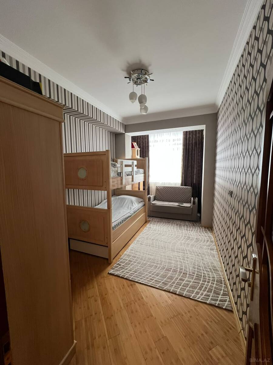 3 otaqlı Köhnə tikili, Xətai r., Bakı