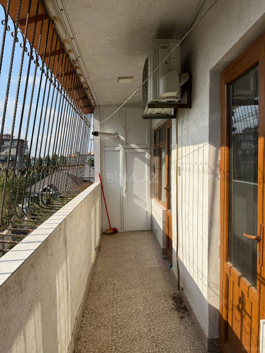 3 otaqlı Köhnə tikili, Köhnə Günəşli q., Bakı