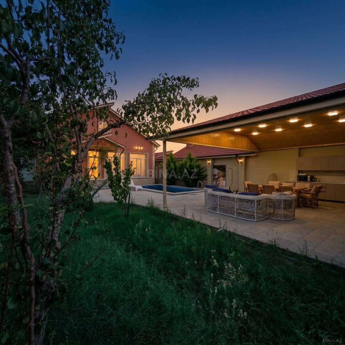 4 otaqlı Həyət evi/Bağ evi, Şüvəlan q., Bakı