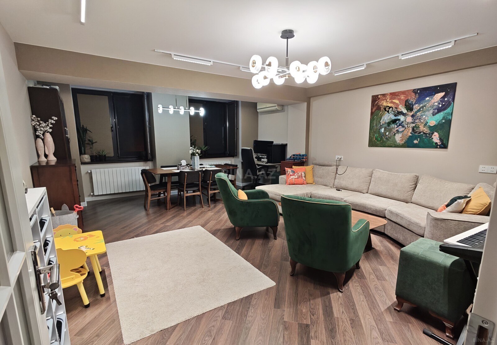 3 otaqlı Yeni tikili, 28 May m., Bakı