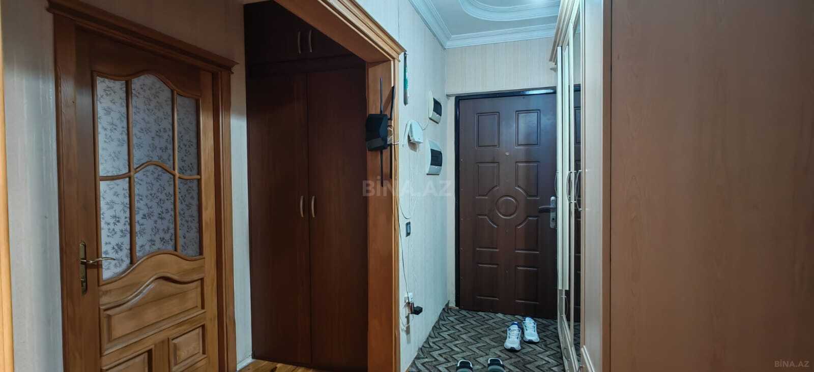 3 otaqlı Köhnə tikili, Həzi Aslanov m., Bakı