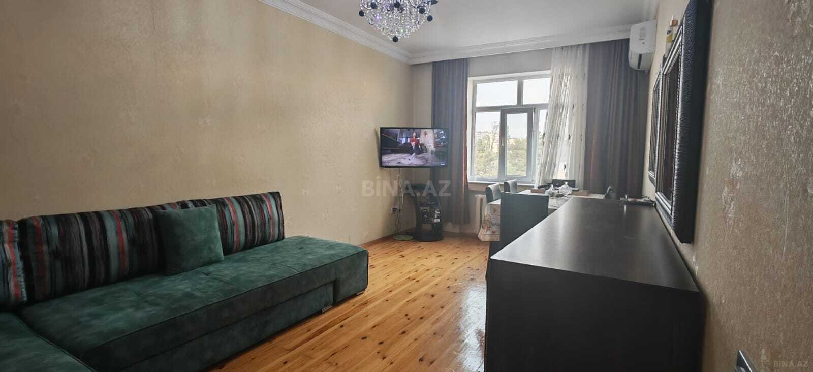 3 otaqlı Köhnə tikili, Həzi Aslanov m., Bakı