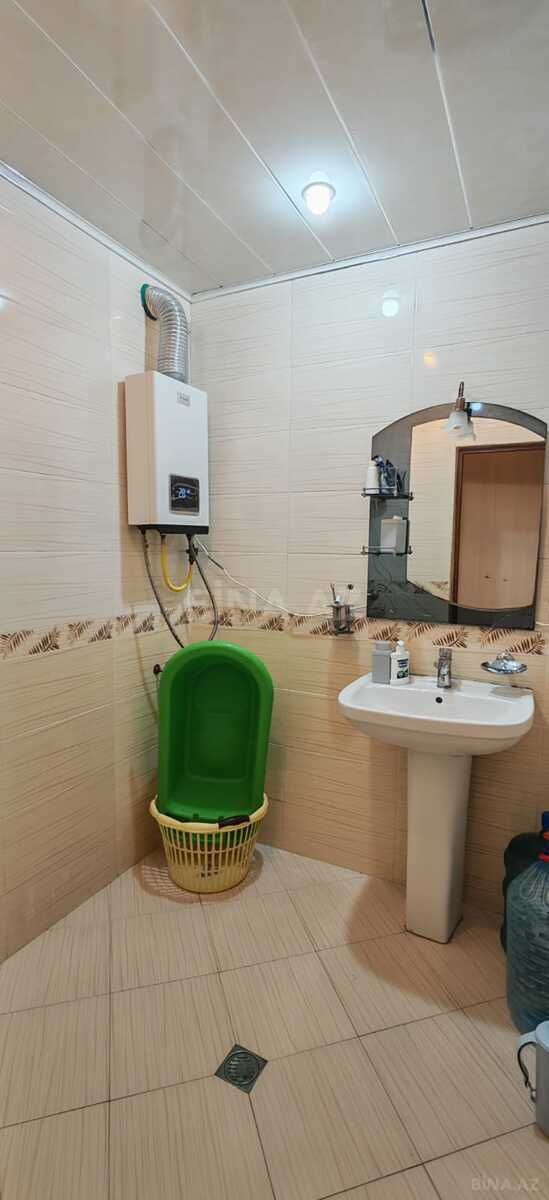 3 otaqlı Köhnə tikili, Həzi Aslanov m., Bakı