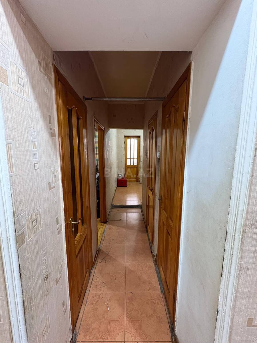 3 otaqlı Köhnə tikili, Xalqlar Dostluğu m., Bakı