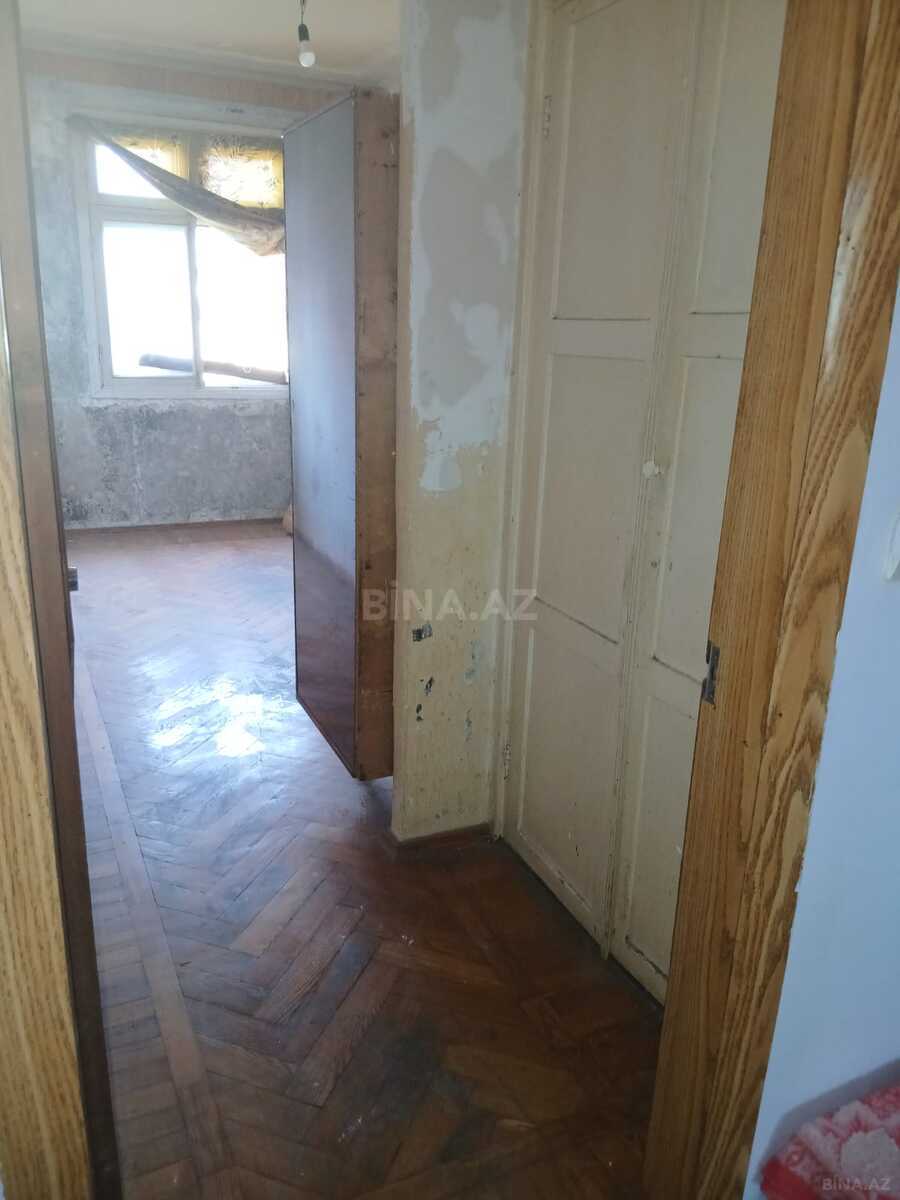 2 otaqlı Köhnə tikili, Memar Əcəmi m., Bakı