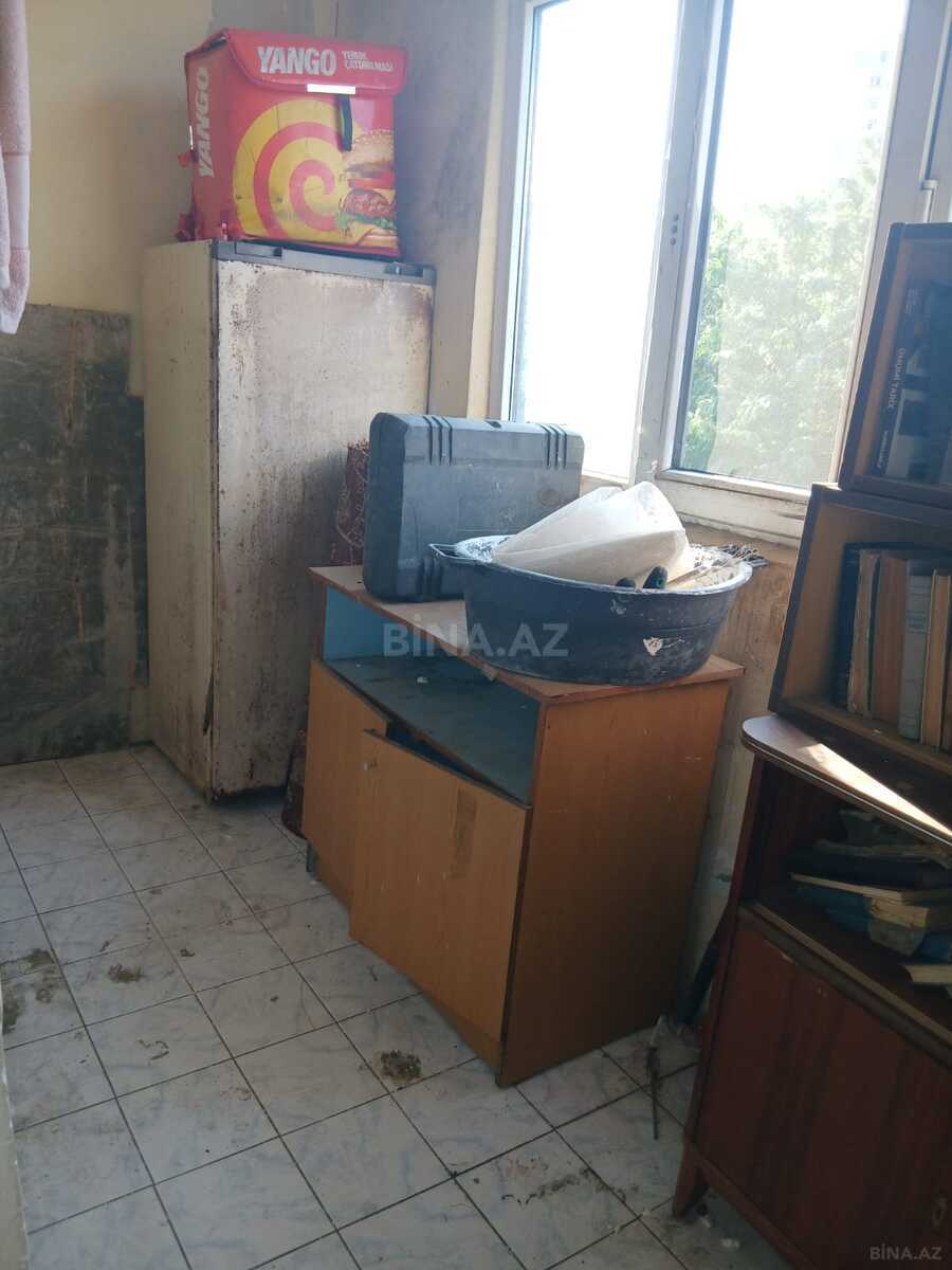 2 otaqlı Köhnə tikili, Memar Əcəmi m., Bakı