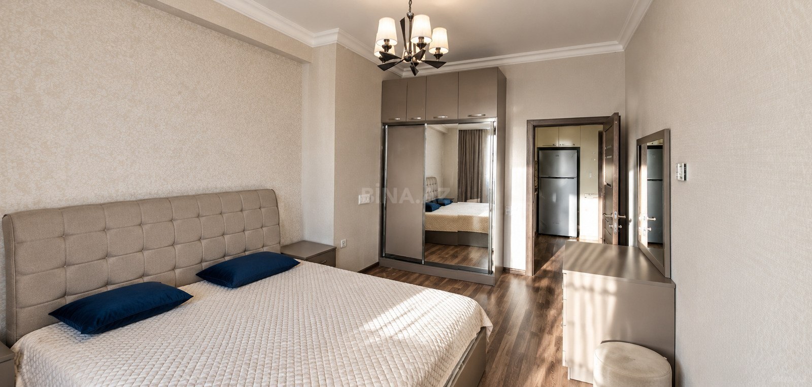 3 otaqlı Yeni tikili, İnşaatçılar m., Bakı