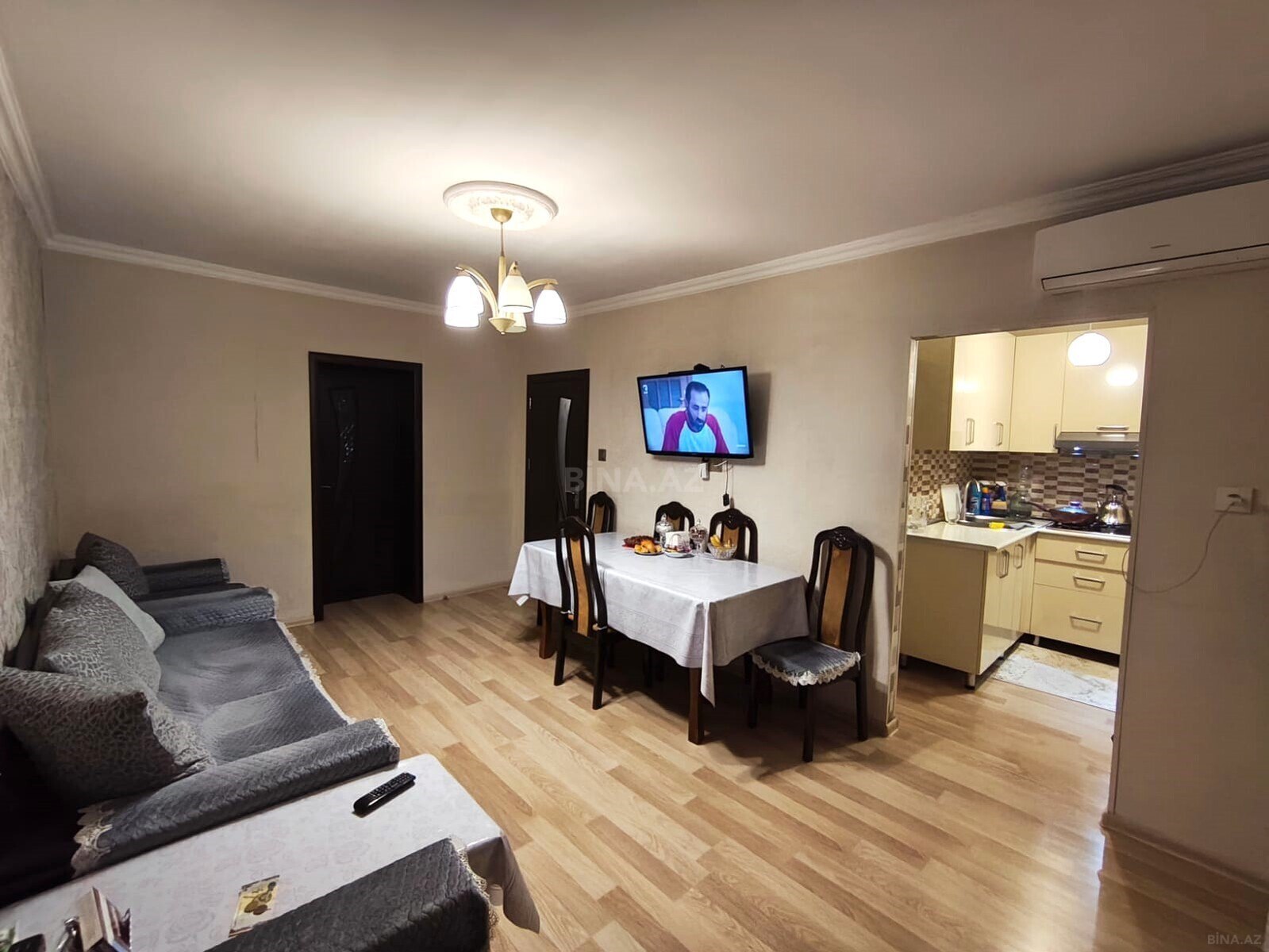 3 otaqlı Köhnə tikili, Qara Qarayev m., Bakı