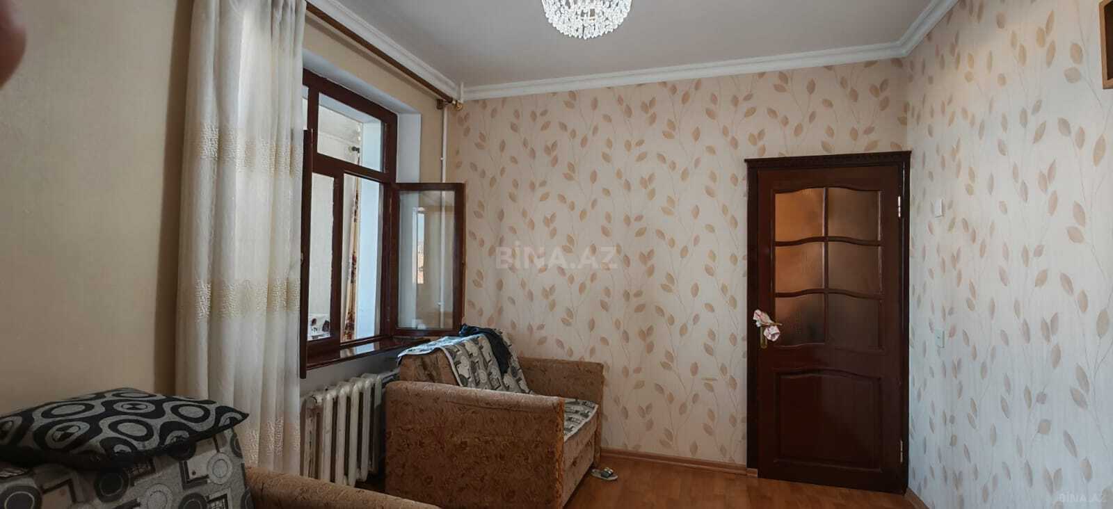 3 otaqlı Köhnə tikili, Əhmədli q., Bakı
