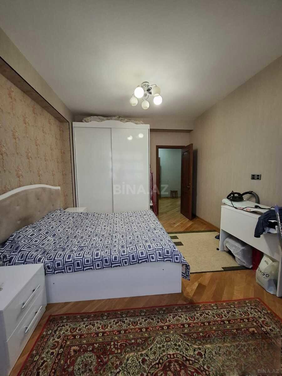 3 otaqlı Yeni tikili, İnşaatçılar m., Bakı