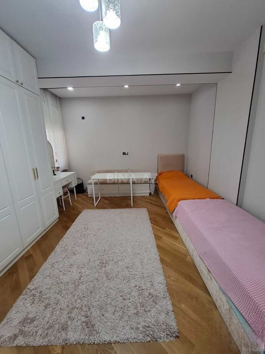 3 otaqlı Yeni tikili, İnşaatçılar m., Bakı