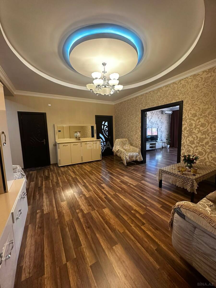 3 otaqlı Yeni tikili, Şah İsmayıl Xətai m., Bakı